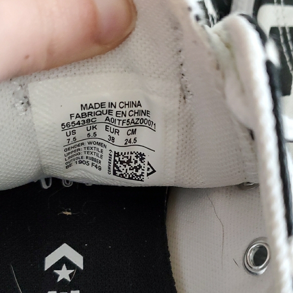 Converse All Star Black and White Chevron Geometric Sneakers Sz 7.5 - Picture 9 of 11